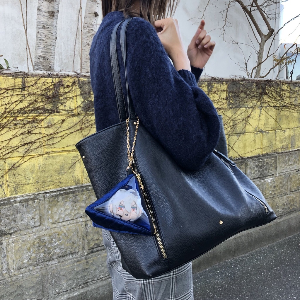 【もち・まんじゅう】トライアングルバッグチャーム (テトラポーチ)春色小花 ピンク、ホワイト