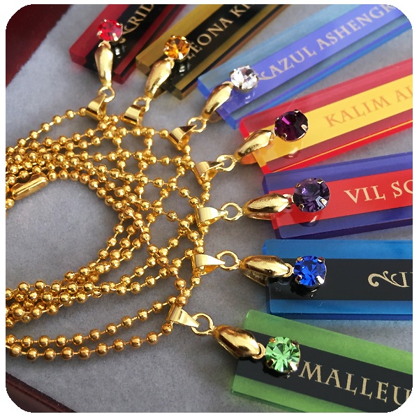 【ギャラリー】ツイステ DormBowアクリルチャーム(販売終了)