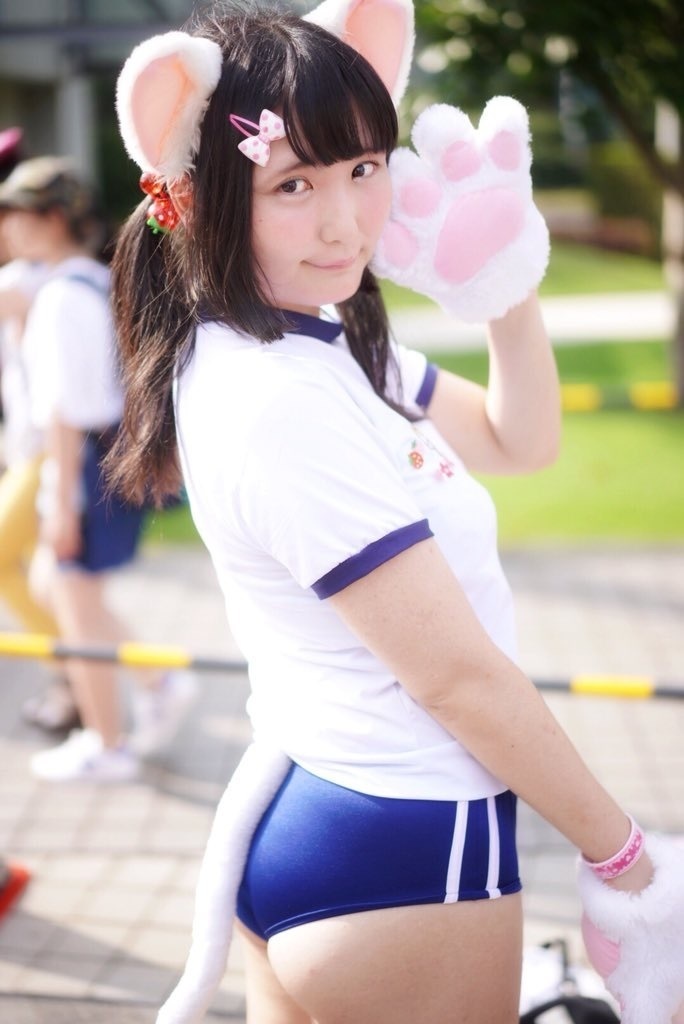 ブルマ衣装のA4ラミネート写真(サイン、お名前、日付かきます!)