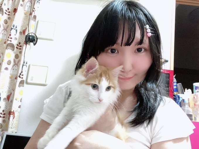 愛猫ちゃんとのA4ラミネート写真！サインします！