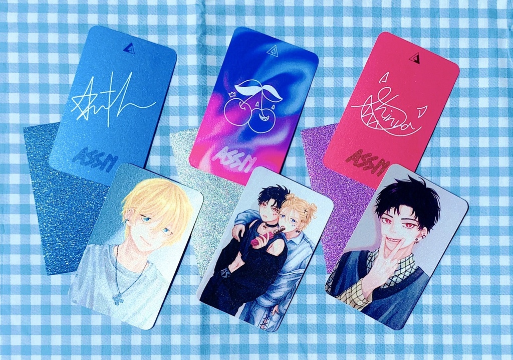 TRADING CARDS