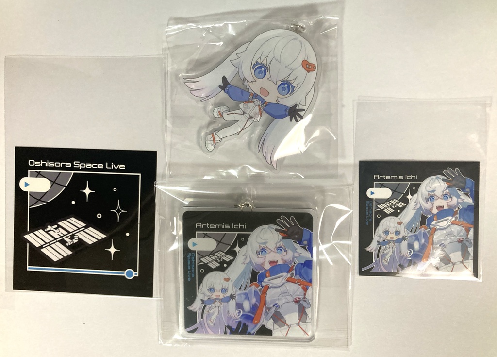 月女神イチ アクキーWセット【推し宙スペースライブ】