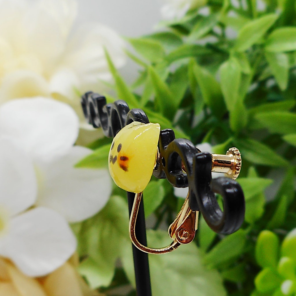 蓄光にゃんぷっぷーピアス/イヤリング