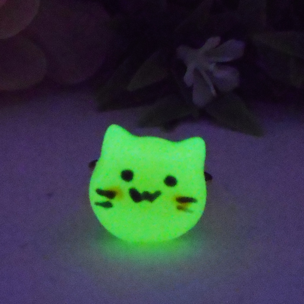 蓄光にゃんぷっぷーリング