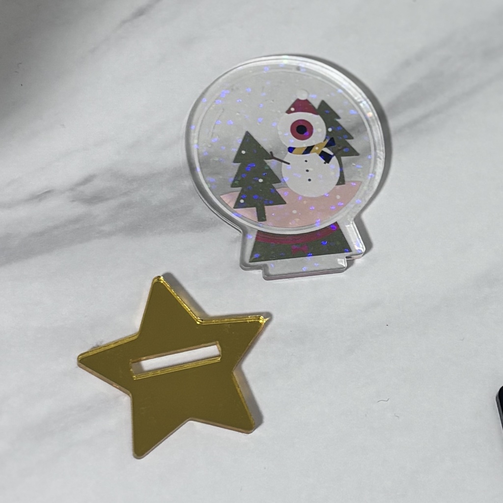 きらきら雪目玉アクスタ