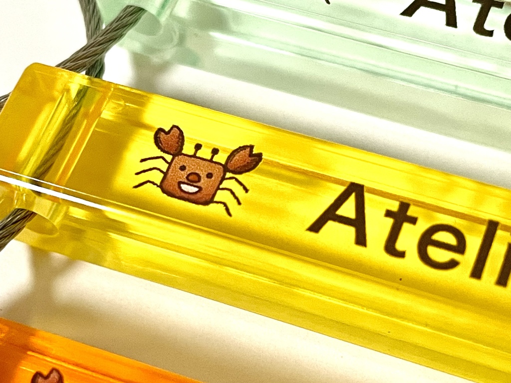 レトロなホテル風キーホルダー 《数量限定 カニさんver.》