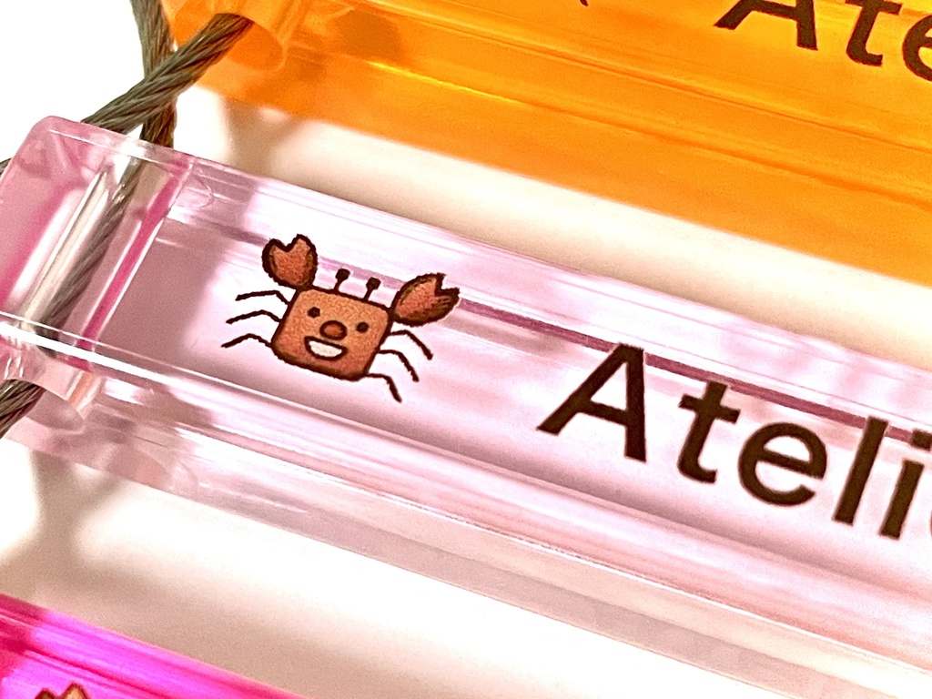 レトロなホテル風キーホルダー 《数量限定 カニさんver.》