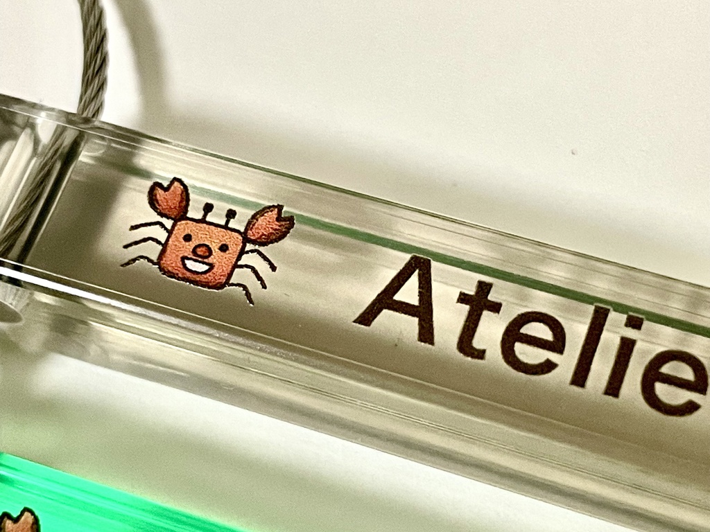 レトロなホテル風キーホルダー 《数量限定 カニさんver.》