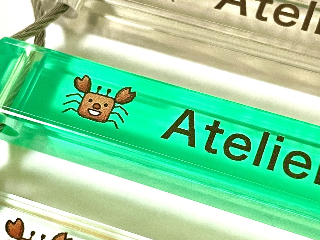 レトロなホテル風キーホルダー 《数量限定 カニさんver.》