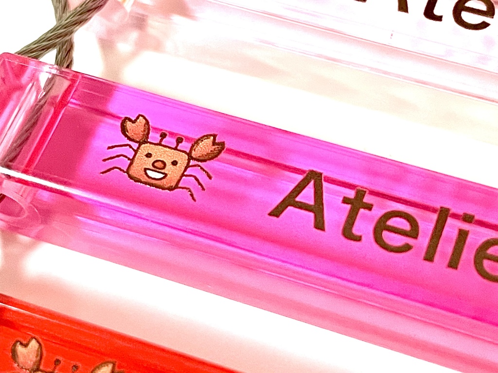 レトロなホテル風キーホルダー 《数量限定 カニさんver.》