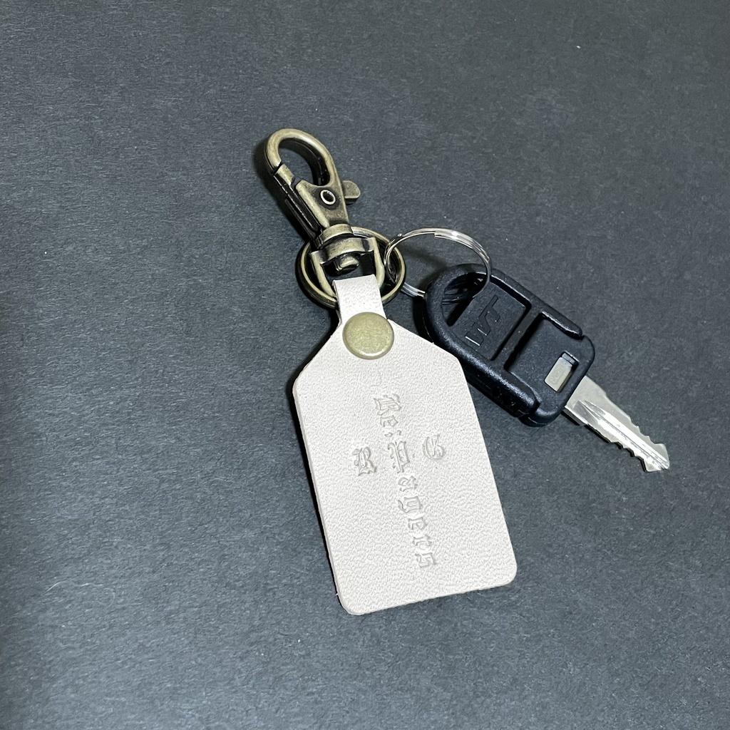 レザーロゴキーホルダー