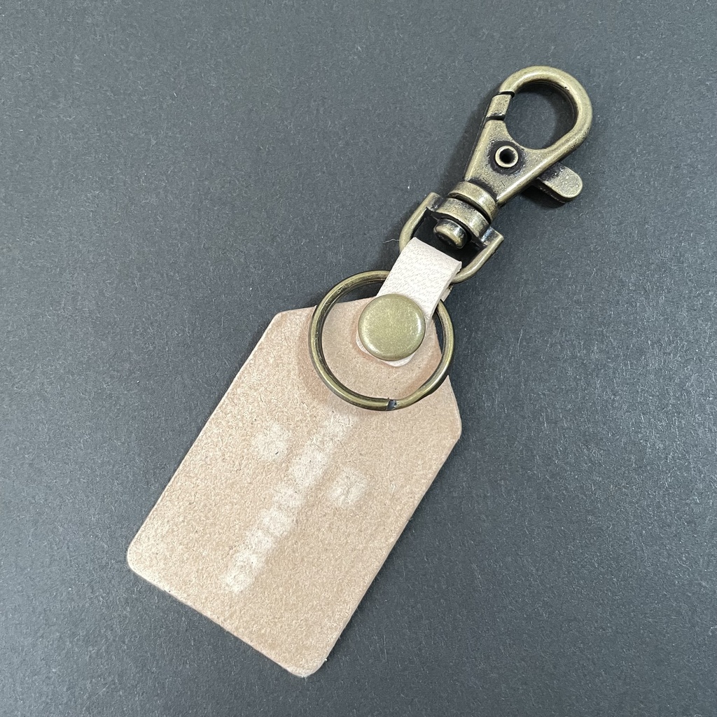 レザーロゴキーホルダー