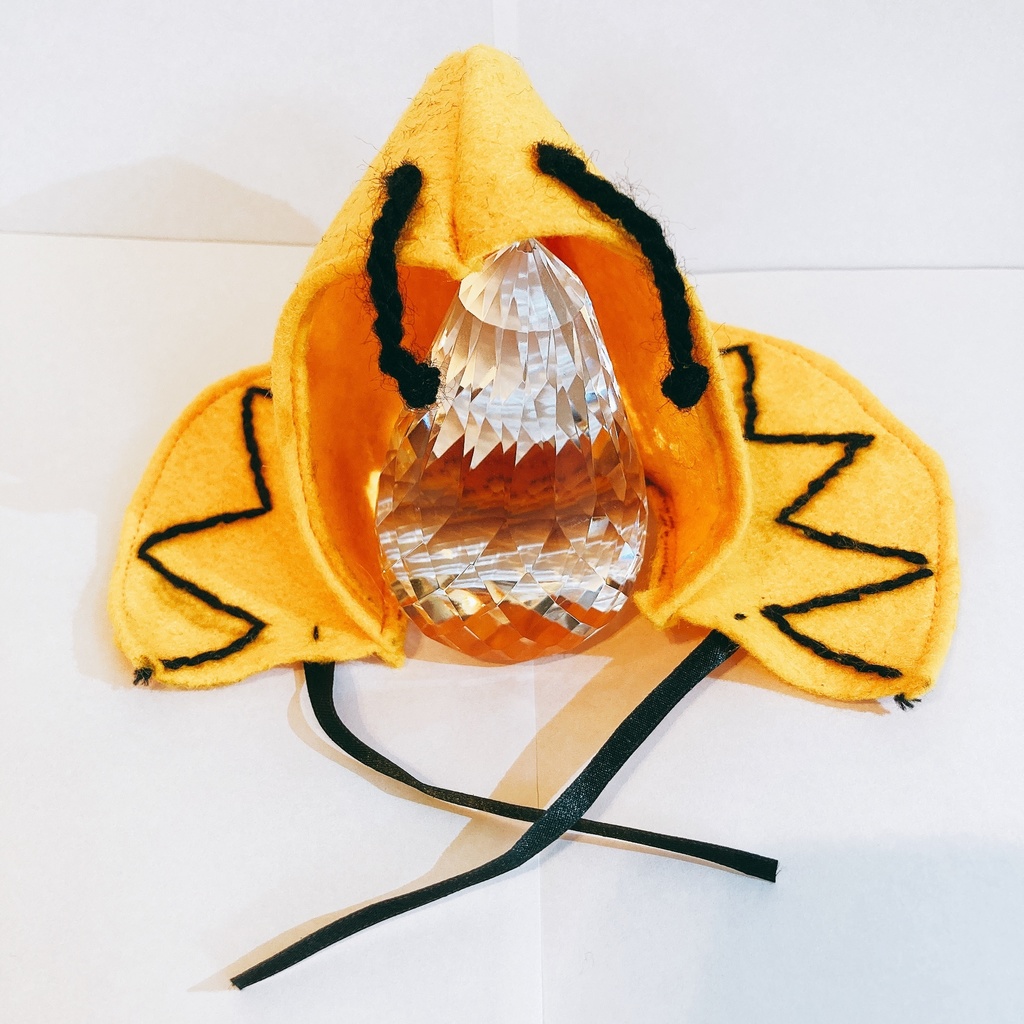 ハチなりきりずきん パターンB