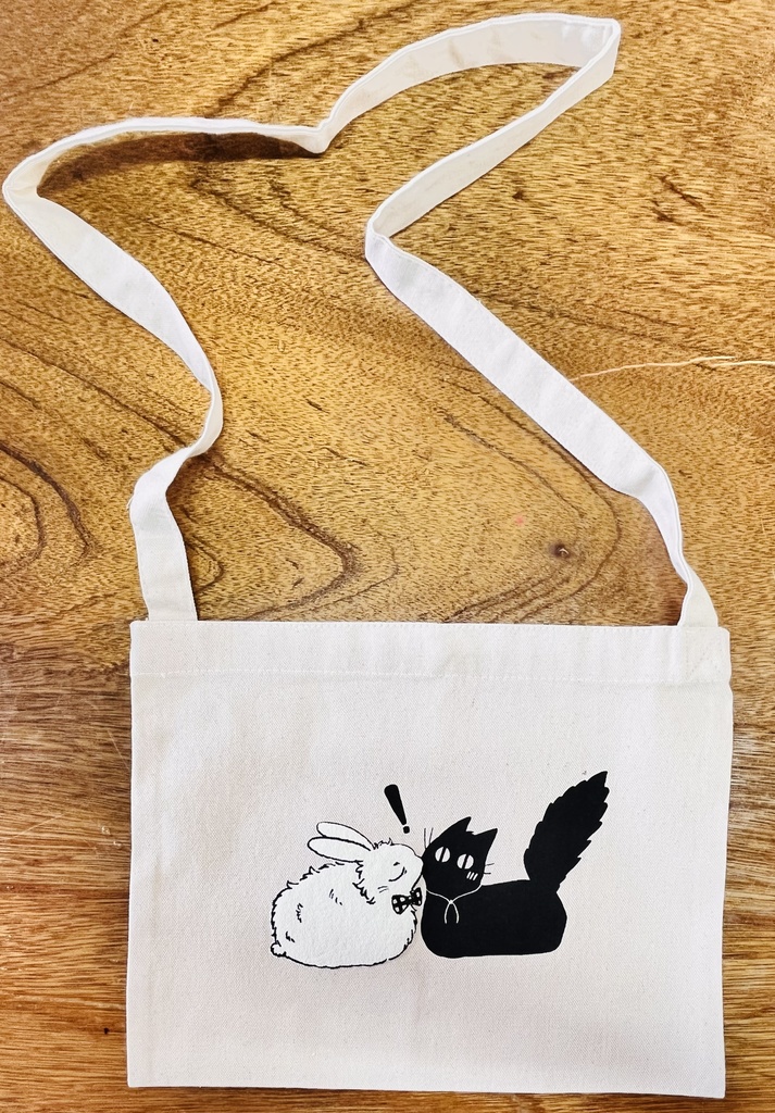 もけもけサコッシュ