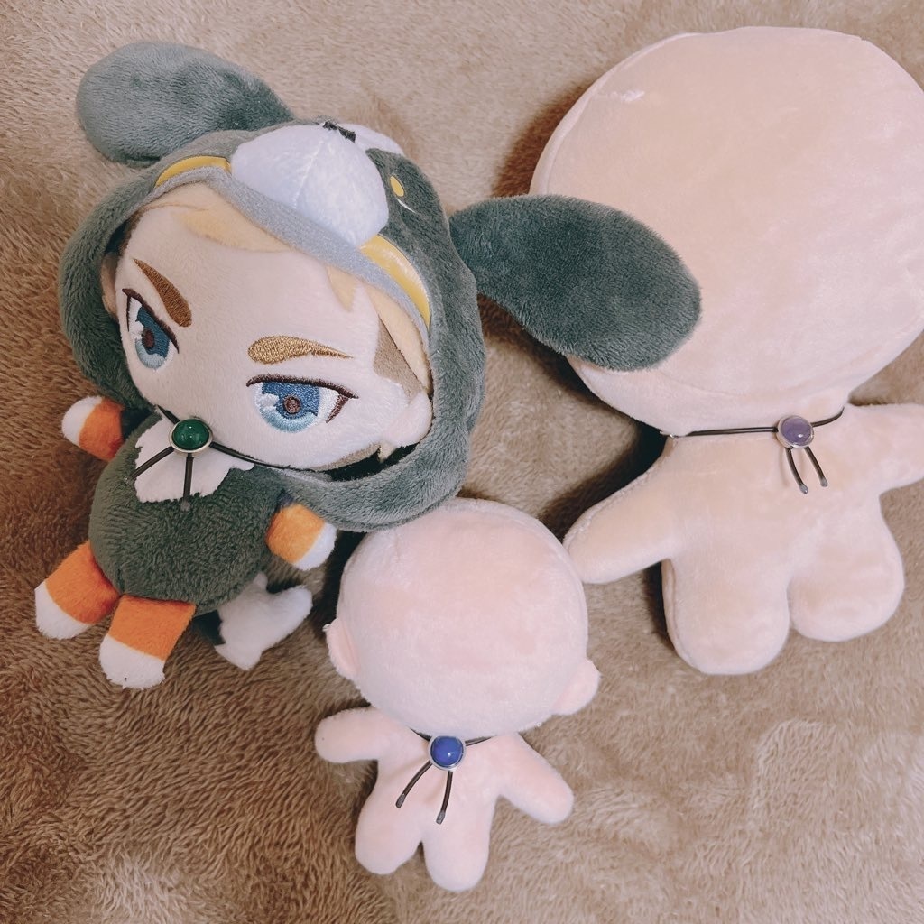 ちっちゃな天然石ループタイ