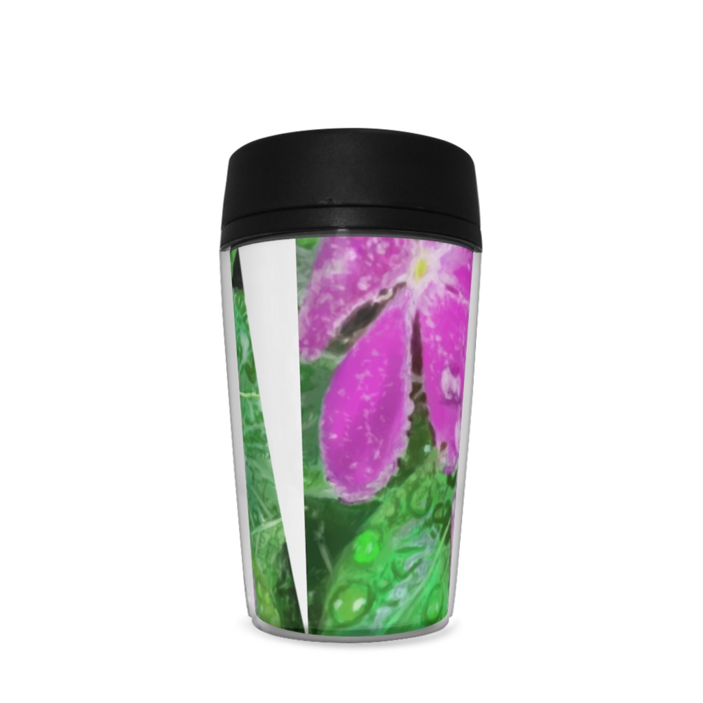 雨に濡れるニチニチソウのタンブラー