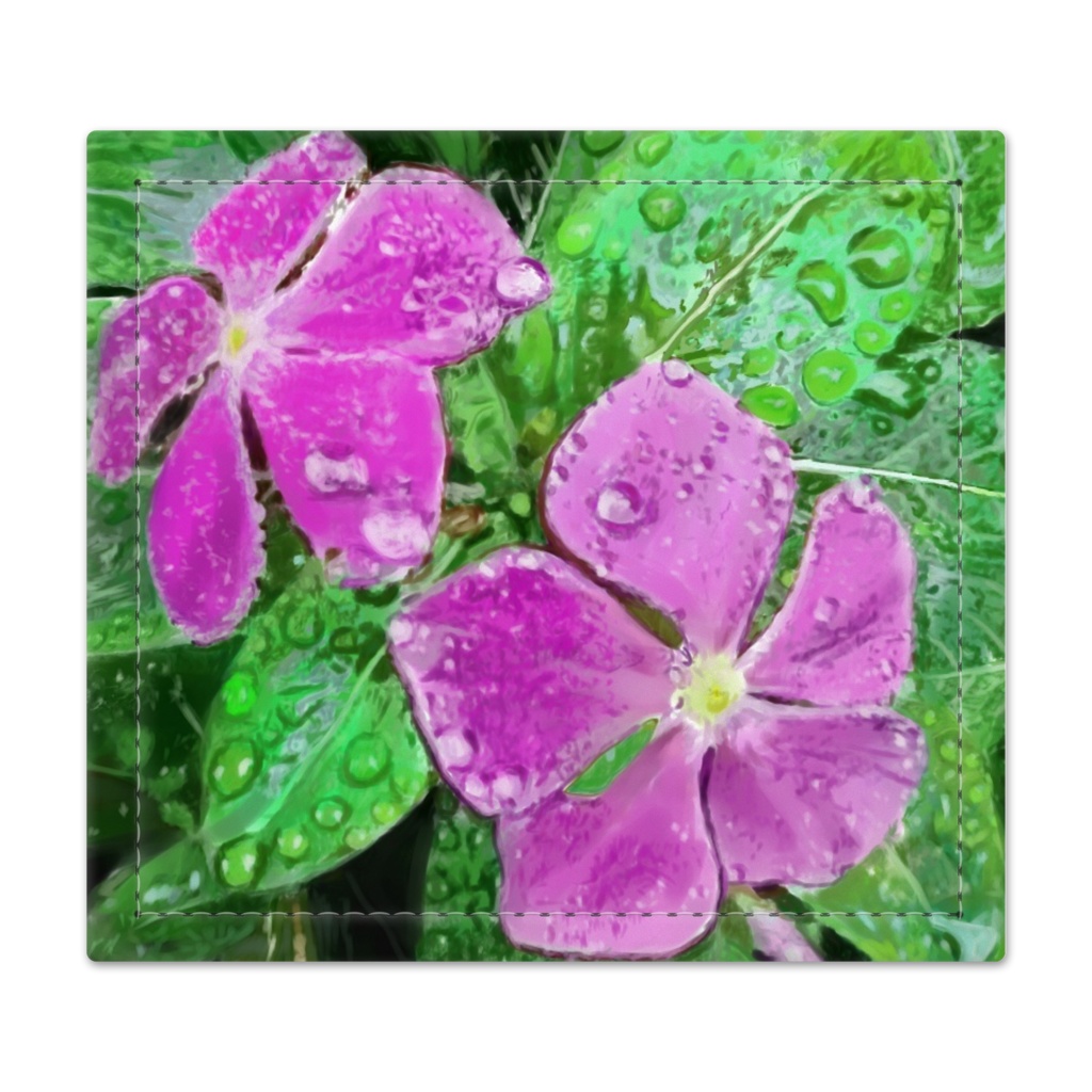 雨に濡れるニチニチソウの捺印マット