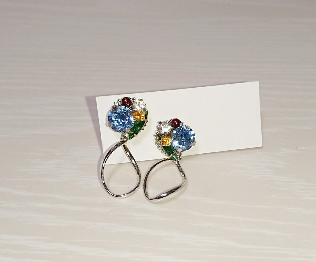 冨岡義勇イメージビジューピアス