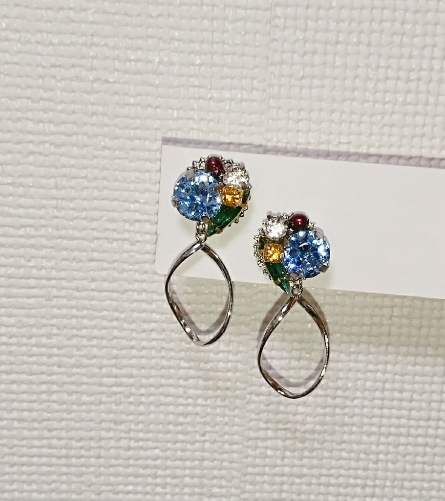 冨岡義勇イメージビジューピアス