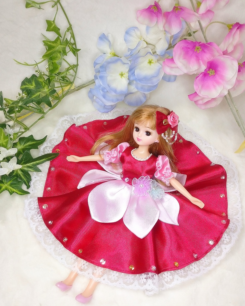 童話ドレス(1/6サイズ)【ネコポス同梱不可】