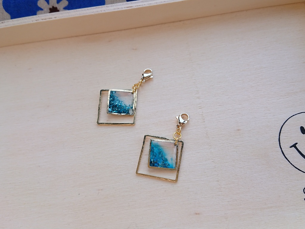 赤井、降谷、快斗、新一イメージダイヤ型ピアスイヤリング