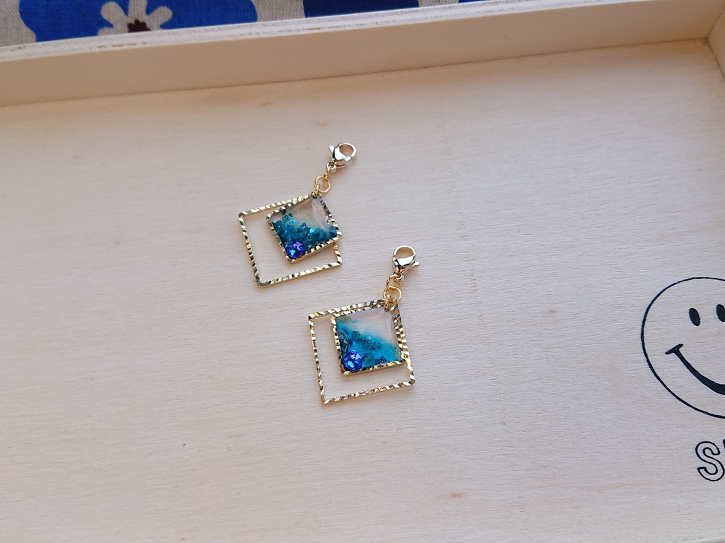 赤井、降谷、快斗、新一イメージダイヤ型ピアスイヤリング