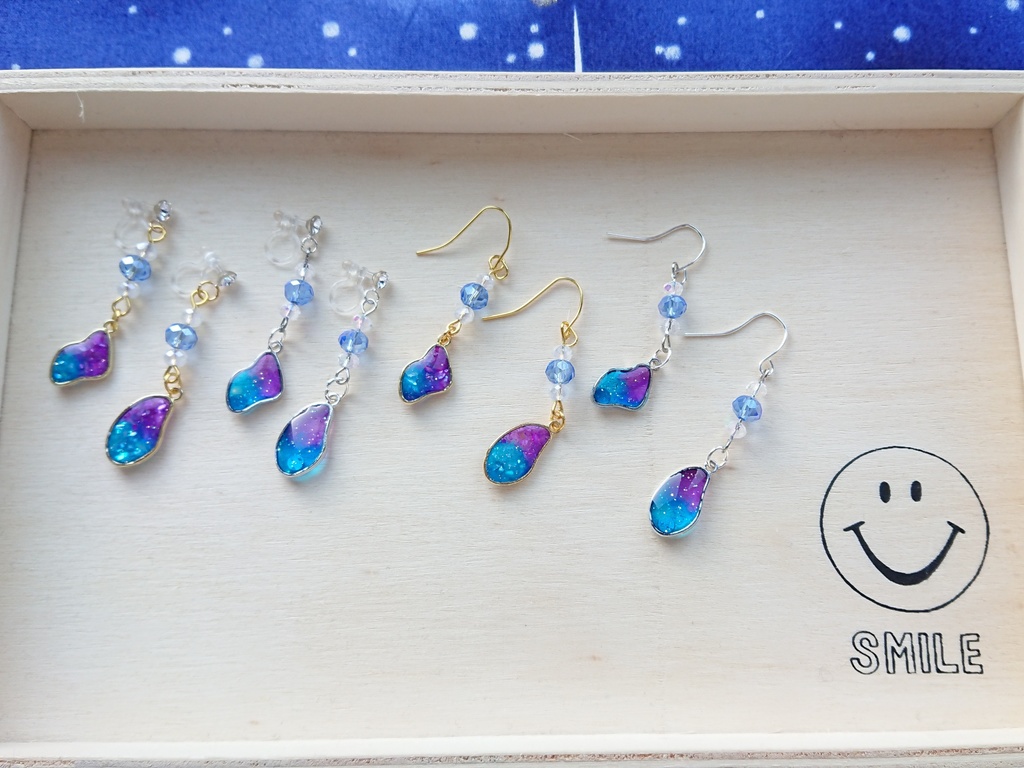 快新イメージ概念ピアスイヤリングマスクチャーム