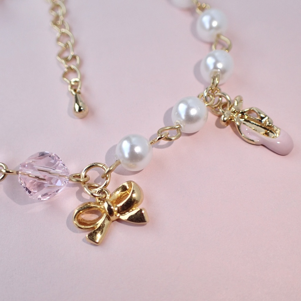 【gold color】ピンクバレリーナのブレスレット