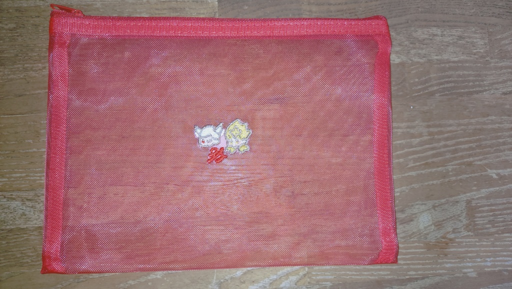 ゼゼシル刺繍メッシュポーチ