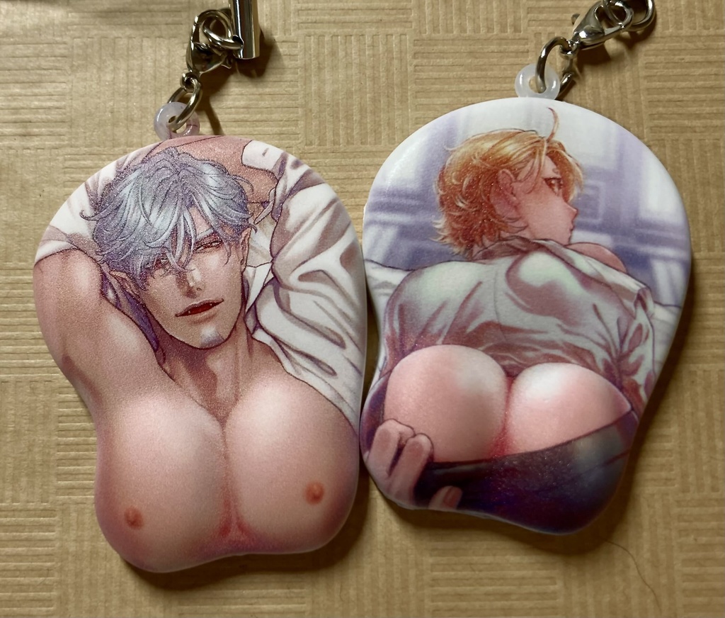 【オリヴィエ＆イーライ】ミニおっぱい（おしり）マウスパッドストラップ