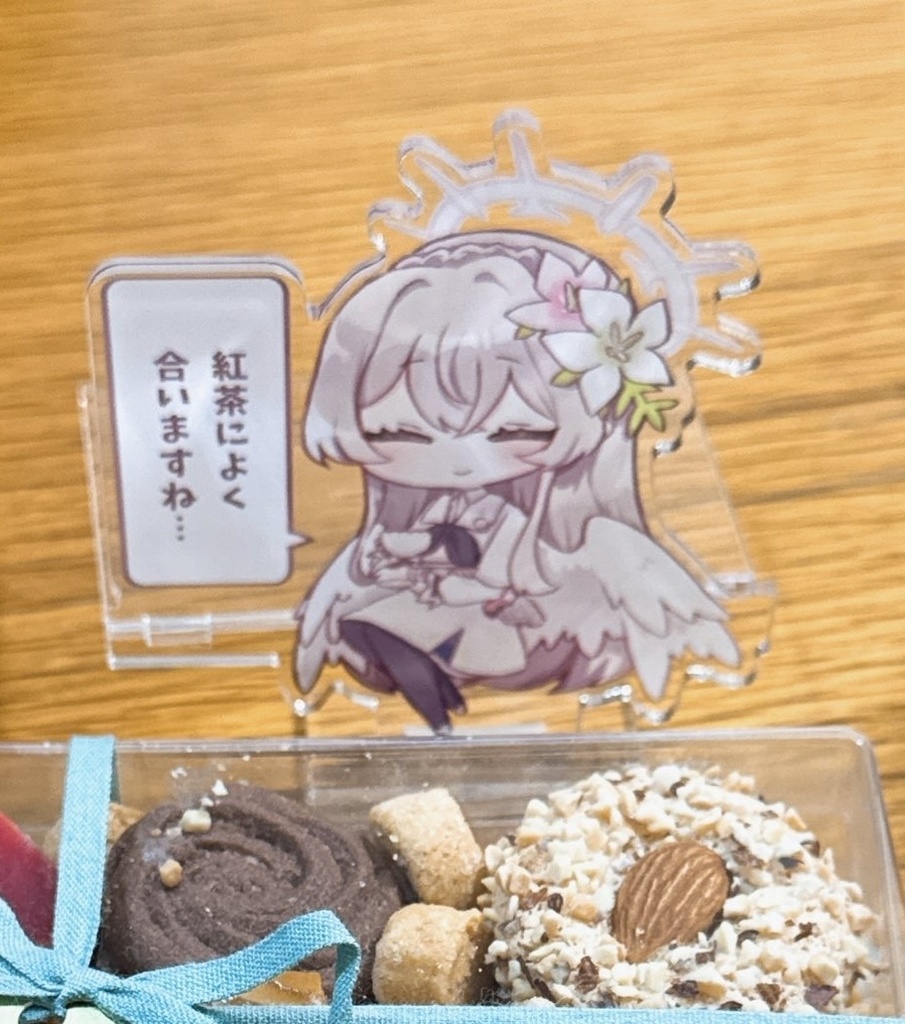 紅茶を楽しむ桐藤ナギサ様お座りアクスタ