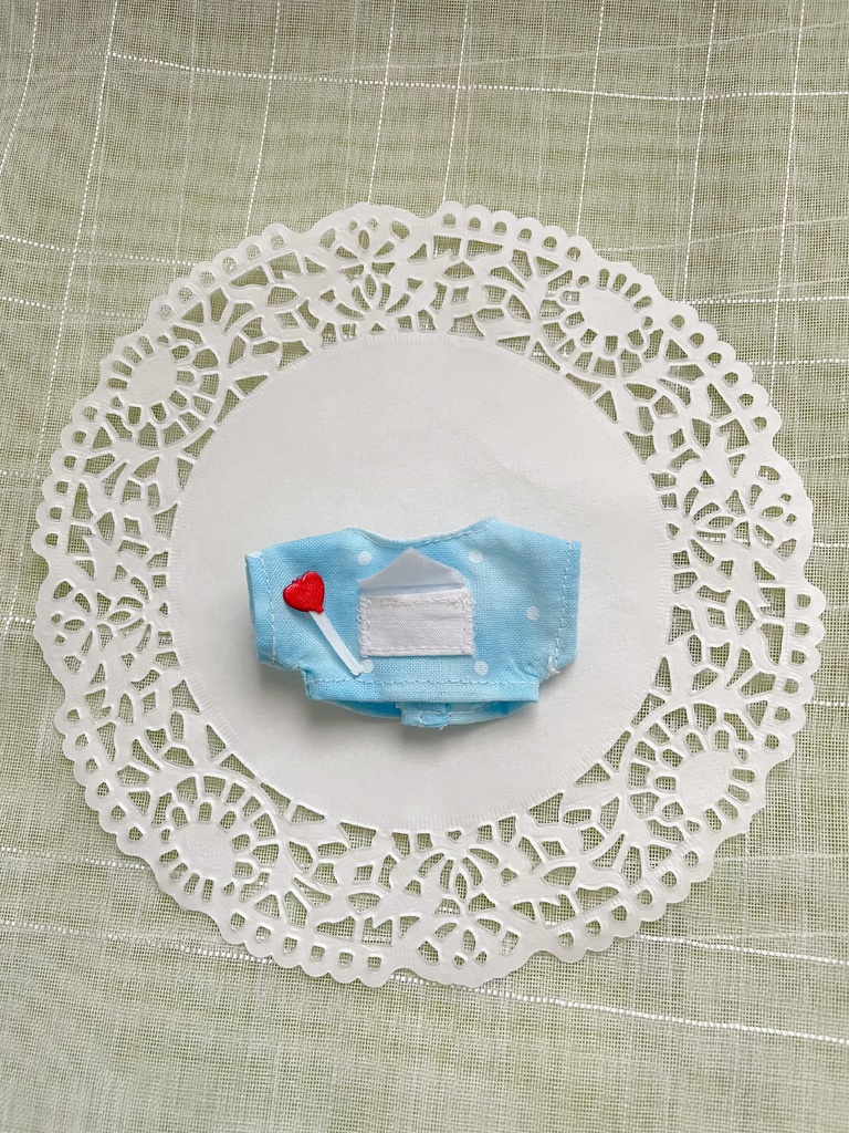 ポケット付きトップス