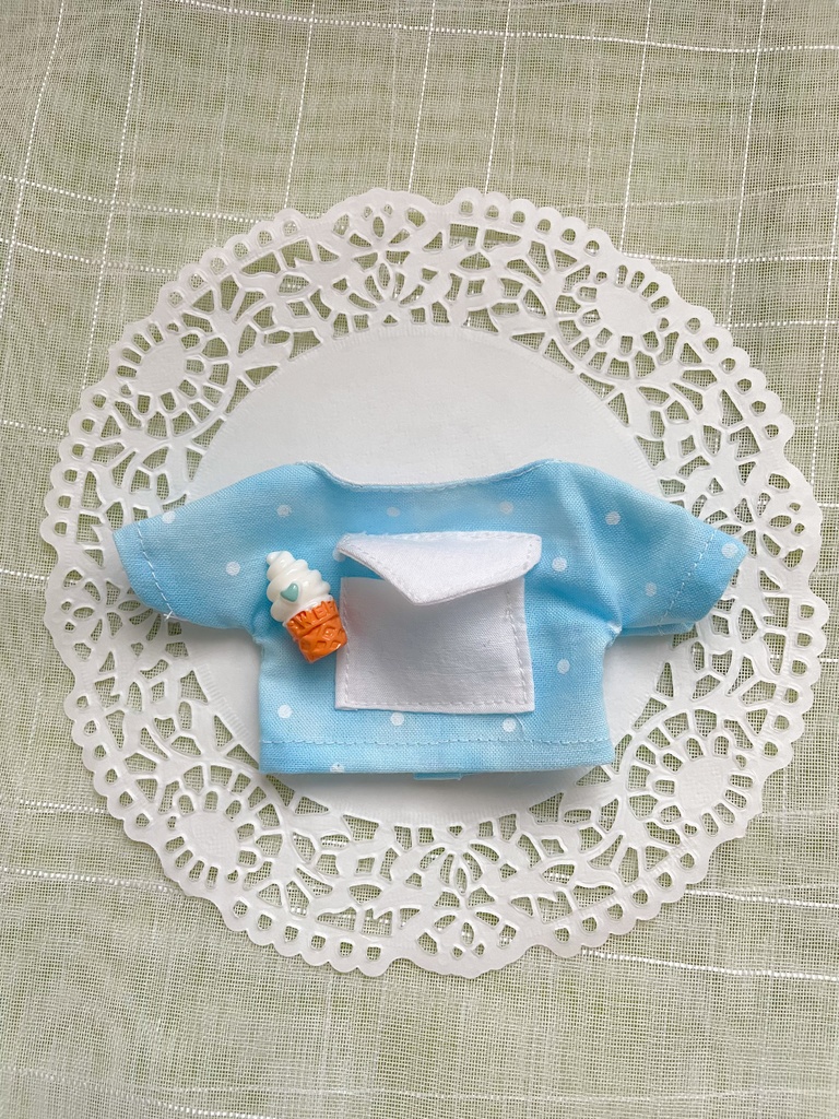 ポケット付きトップス