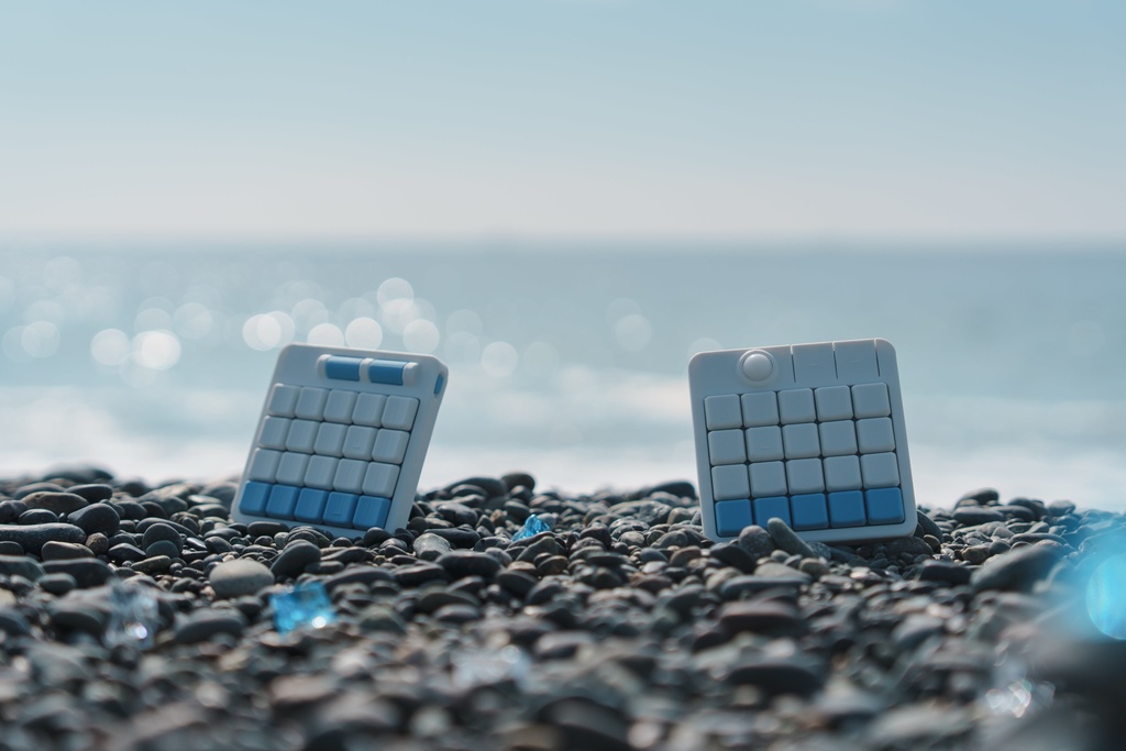 SeaGlass【左右分割式 無線40%キーボード】