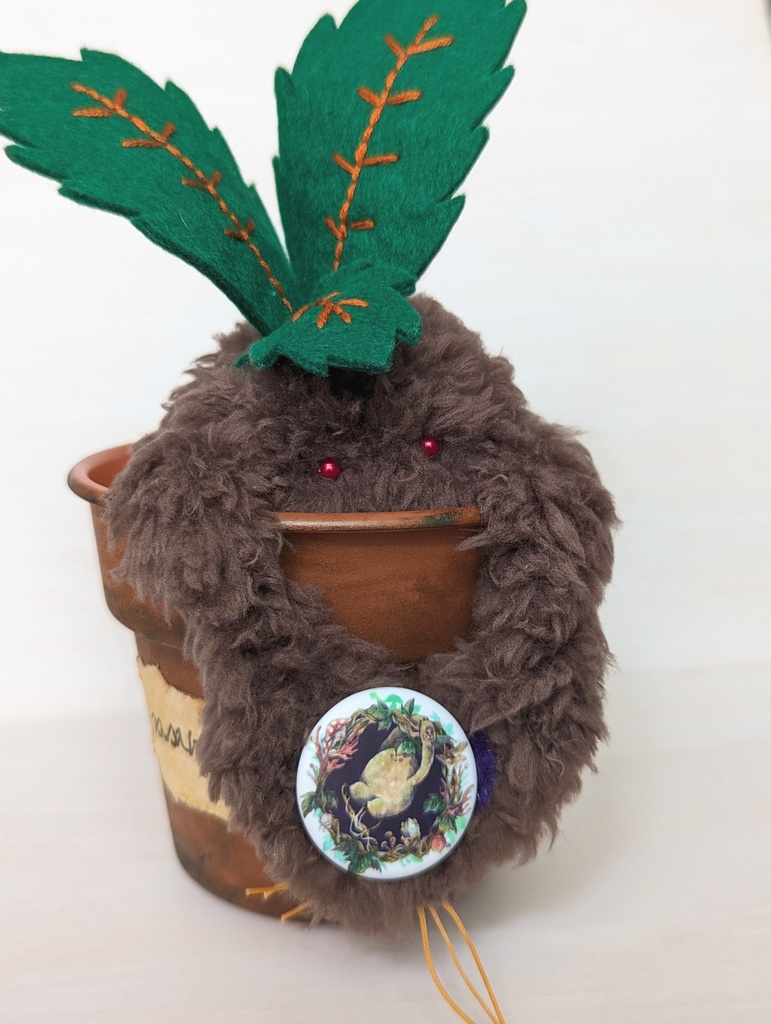 ひっつきマンドラゴラ缶バッジ(44㎜)