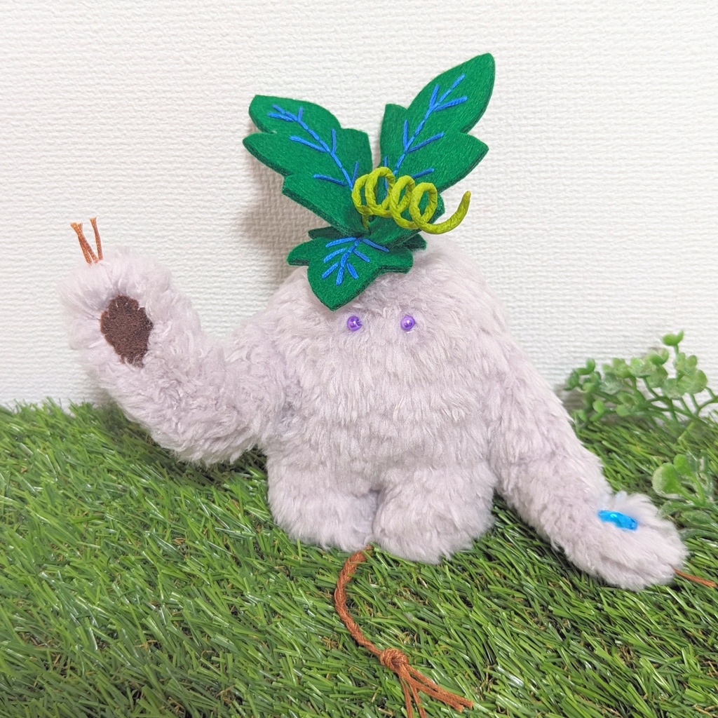 〜ひっつきマンドラゴラ〜 ぶどうもち / ぬいぐるみ(小)【受注制作】