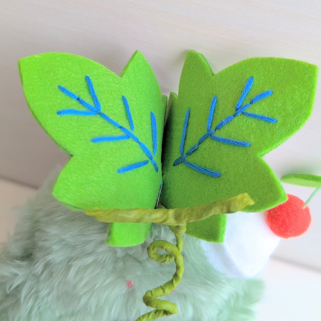 ~ひっつきマンドラゴラ〜 メロンクリームソーダ / ぬいぐるみ(小)【受注制作】