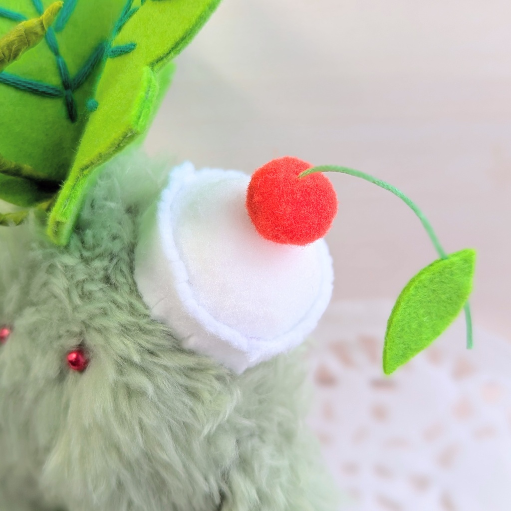 ~ひっつきマンドラゴラ〜 メロンクリームソーダ / ぬいぐるみ(小)【受注制作】