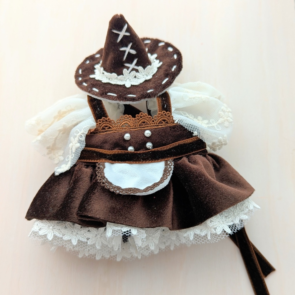 魔法のお菓子屋さん(2月限定衣装) / ひっつきマンドラゴラ専用着せ替え衣装(7日以内に発送)