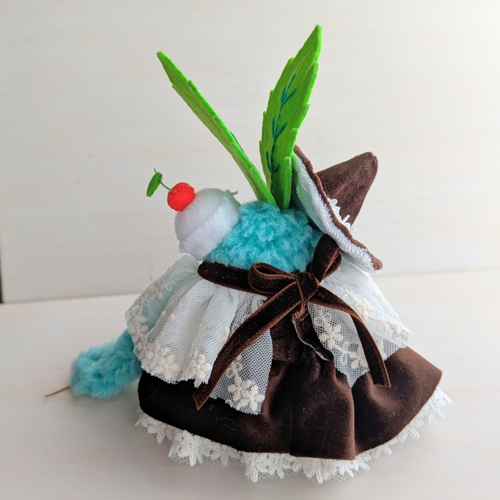 魔法のお菓子屋さん(2月限定衣装) / ひっつきマンドラゴラ専用着せ替え衣装(7日以内に発送)