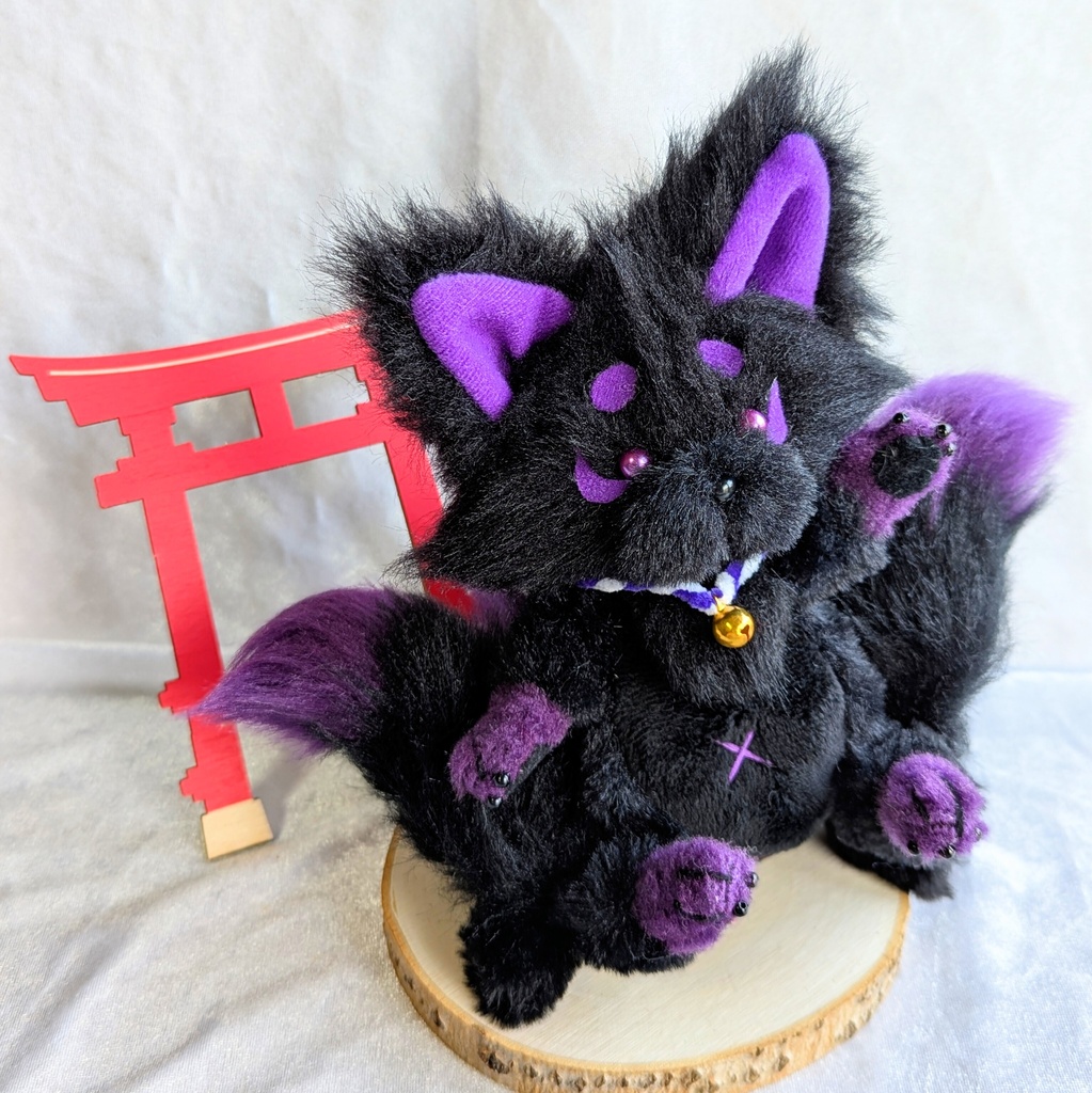 ～ヘソ天九尾のおきつね様～黒いなり(紫)【受注制作】
