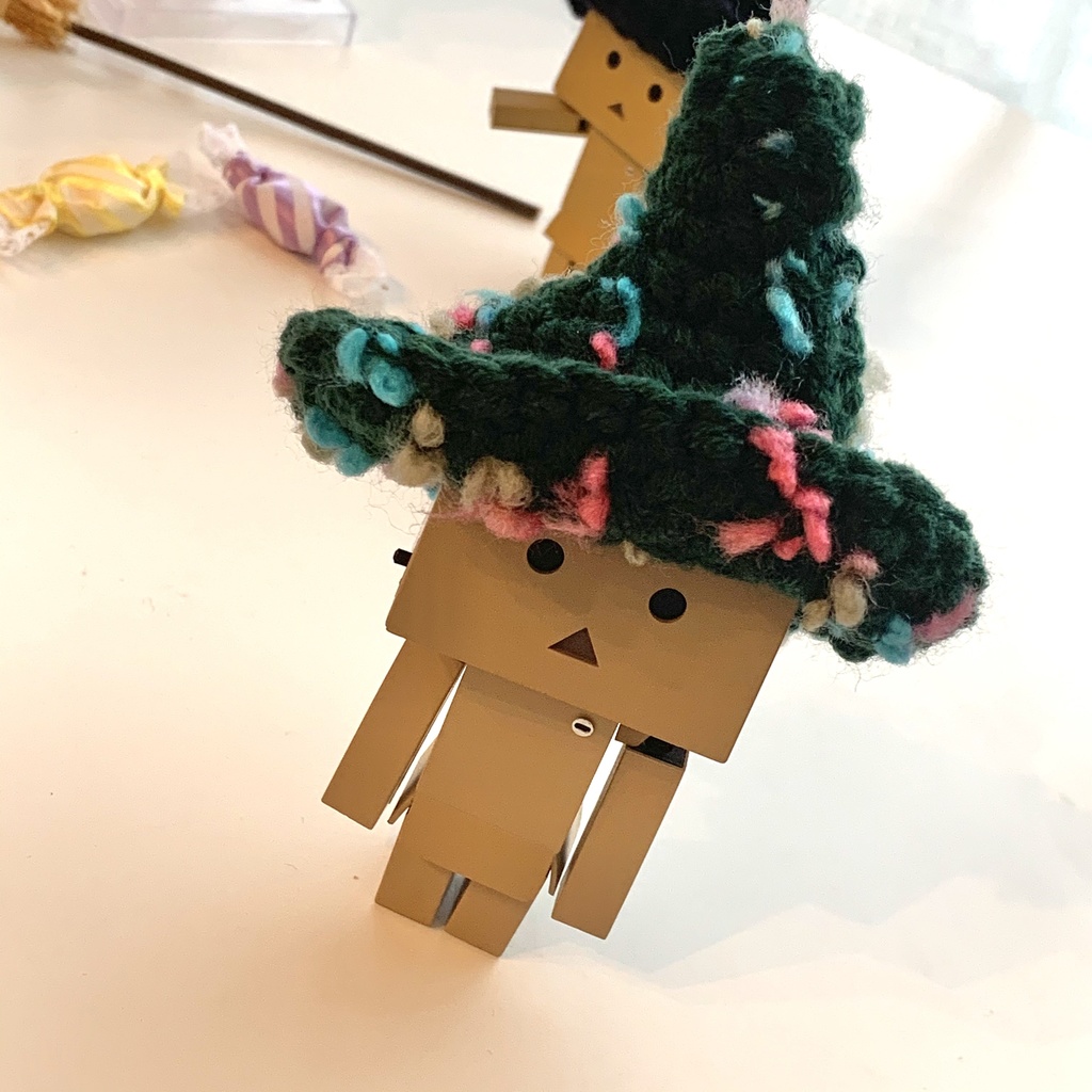 手編み・ハロウィン魔女帽子