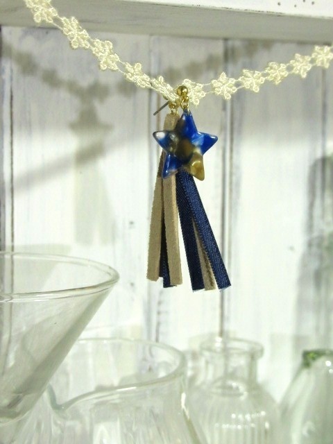 べっ甲風星パーツとタッセル ピアス/イヤリング