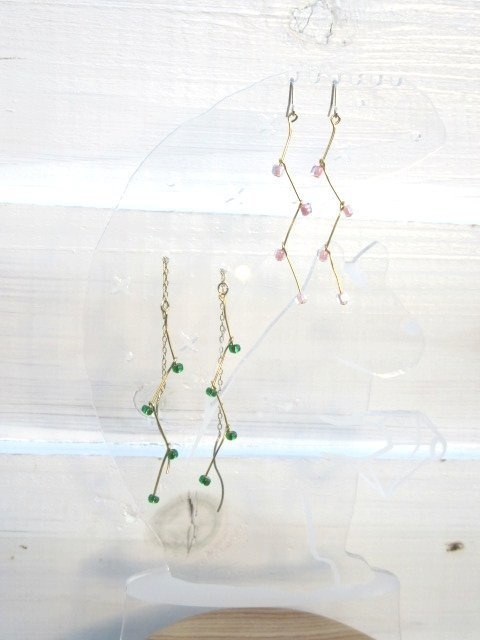 ささやかキラキラゆらゆらピアス『流星群』全16種