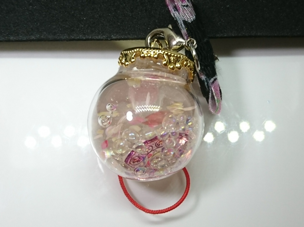 《桜マジック》【レジン/ストラップ】