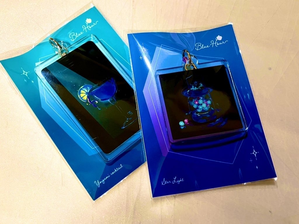 アクリルキーホルダー 星彩を灯して/カクテル宵闇/からんころん…からん