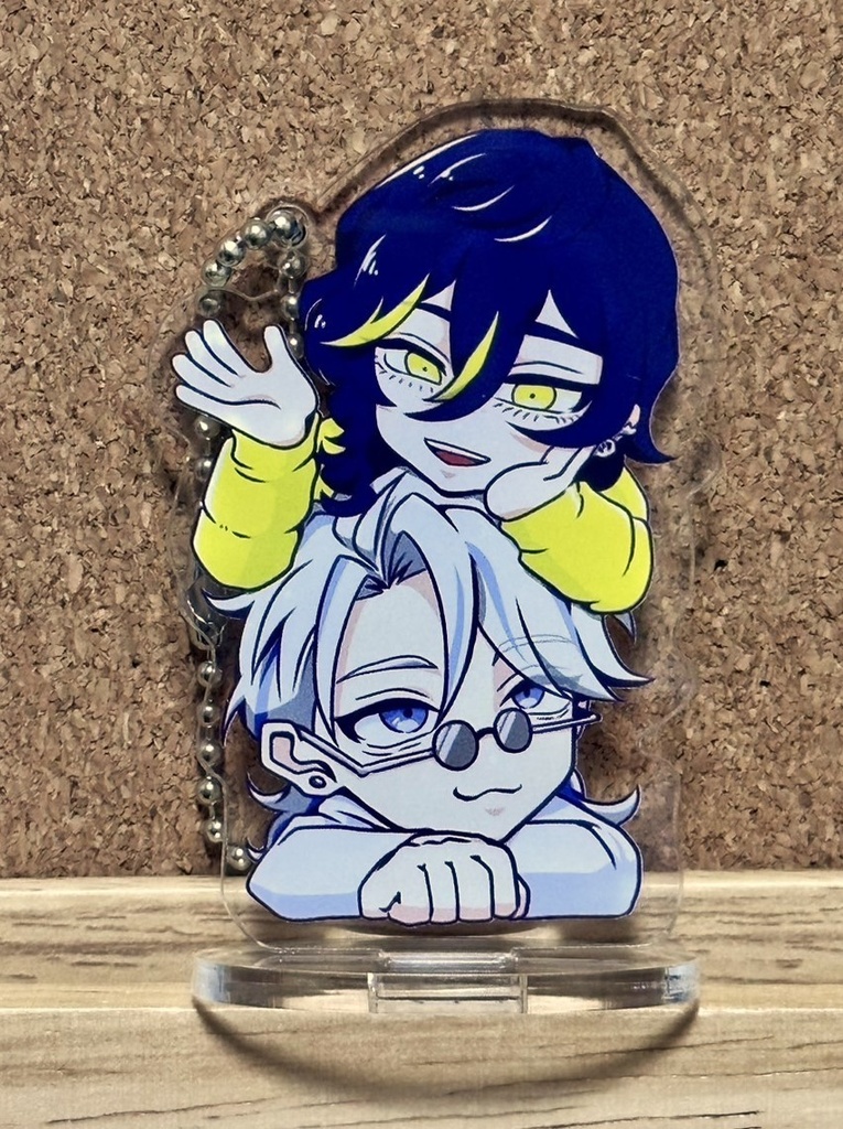 アクリルスタンド (ボールチェーン付)各500円