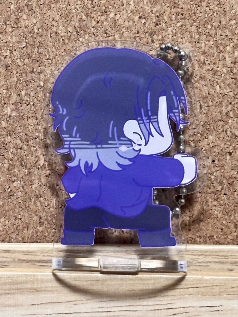 アクリルスタンド (ボールチェーン付)各500円