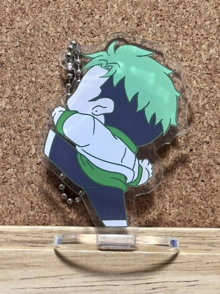 アクリルスタンド (ボールチェーン付)各500円