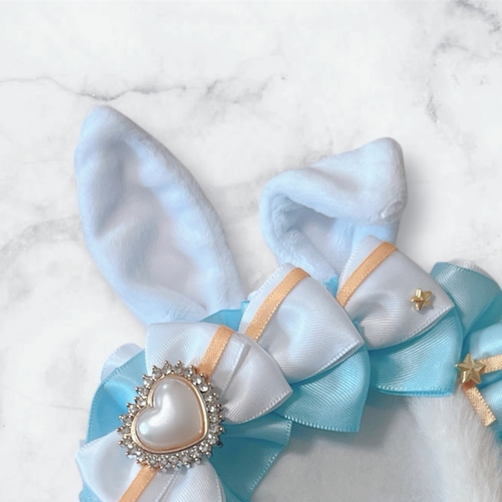 【11/17(月)21:30~再販予定】衣装モチーフ硬質ケースキーホルダー ホワイト×水色×オレンジ